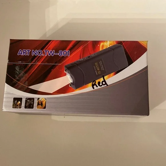 Red taser ❤️ - Picture 2 of 7